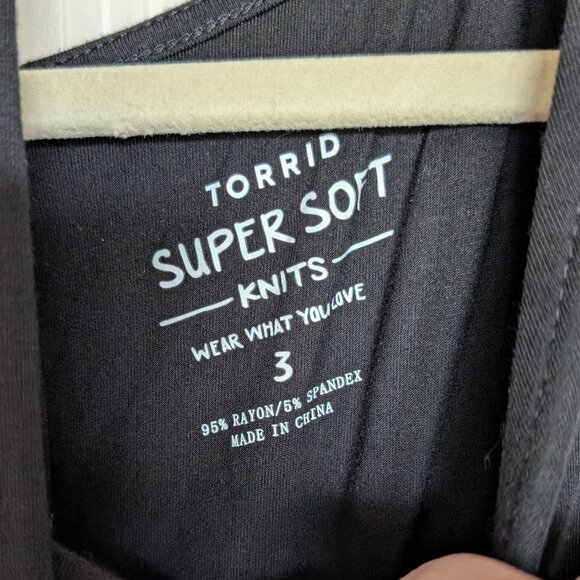 TORRID Black Super Soft Romper SIZE 3 - Picture 3 of 3